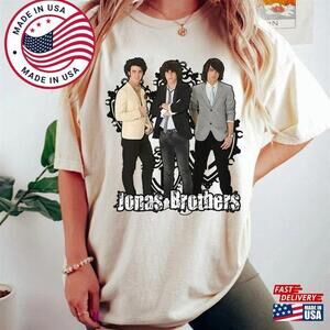 Jonas Brothers Retro T-Shirt Five Albums One Night Tour Shirt Classic 4